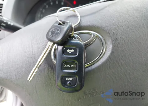 2003 Toyota Camry Le from USA, damaged, VIN JTDBE32K830160528